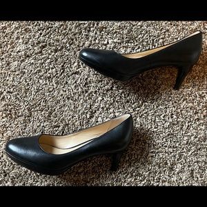 CDH NIKEAIR Black High Heels size 9 w/2” heel